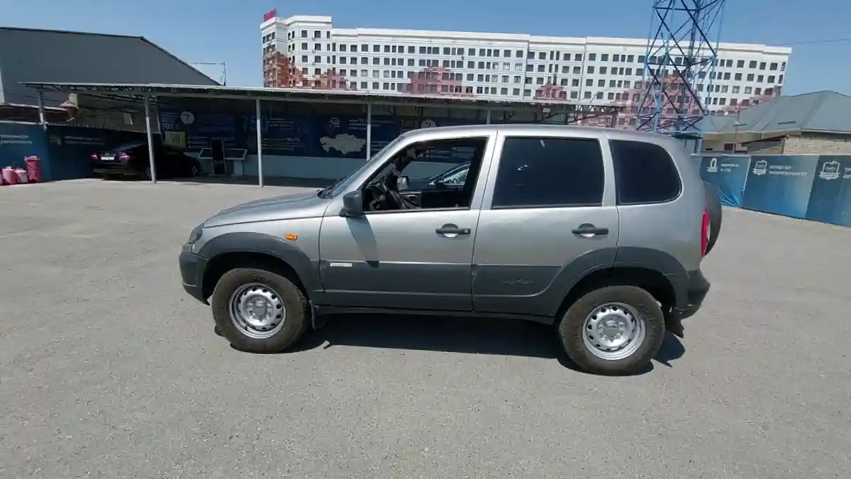 Chevrolet Niva 2014 года за 2 500 000 тг. в Шымкент
