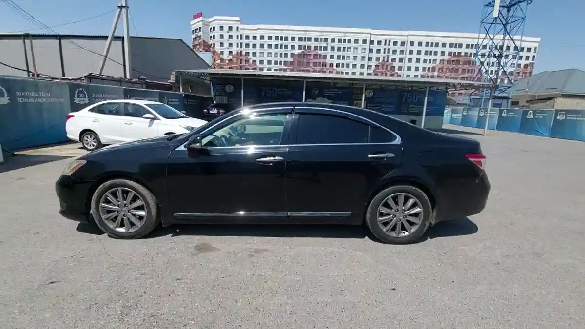Lexus ES 2011 года за 8 800 000 тг. в Шымкент