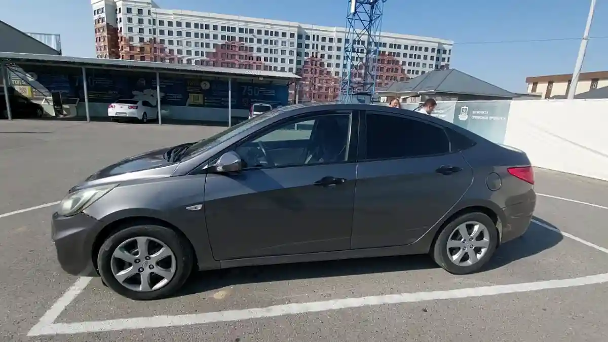 Hyundai Accent 2013 года за 3 500 000 тг. в Шымкент
