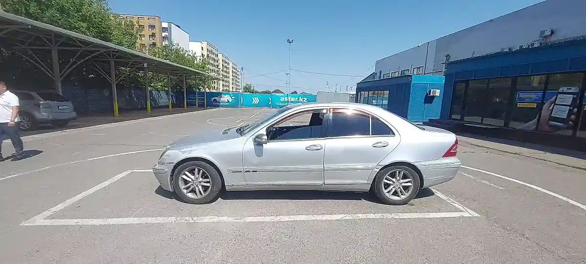 Mercedes-Benz C-Класс 2001 года за 1 000 000 тг. в Алматы