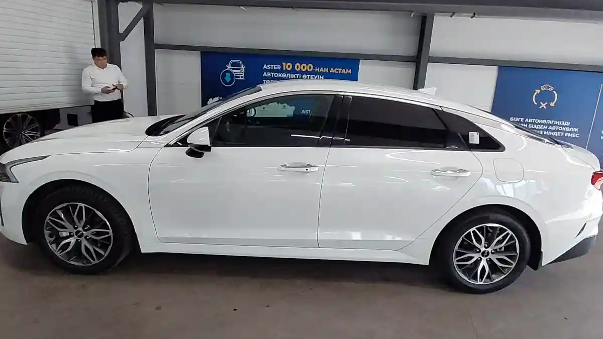 Kia K5 2024 года за 12 000 000 тг. в Астана