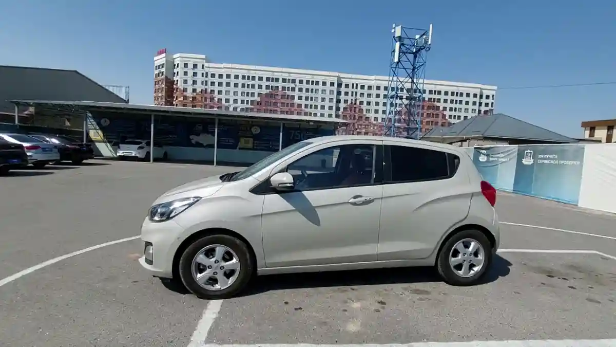 Chevrolet Spark 2019 года за 4 000 000 тг. в Шымкент