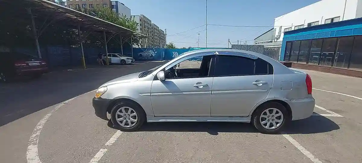 Hyundai Verna 2010 года за 3 000 000 тг. в Алматы