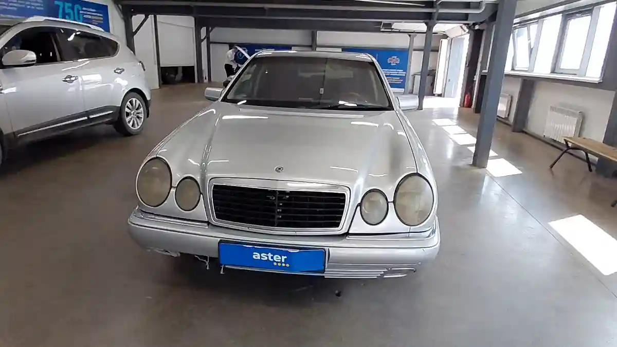 Mercedes-Benz E-Класс 1998 года за 2 200 000 тг. в Астана
