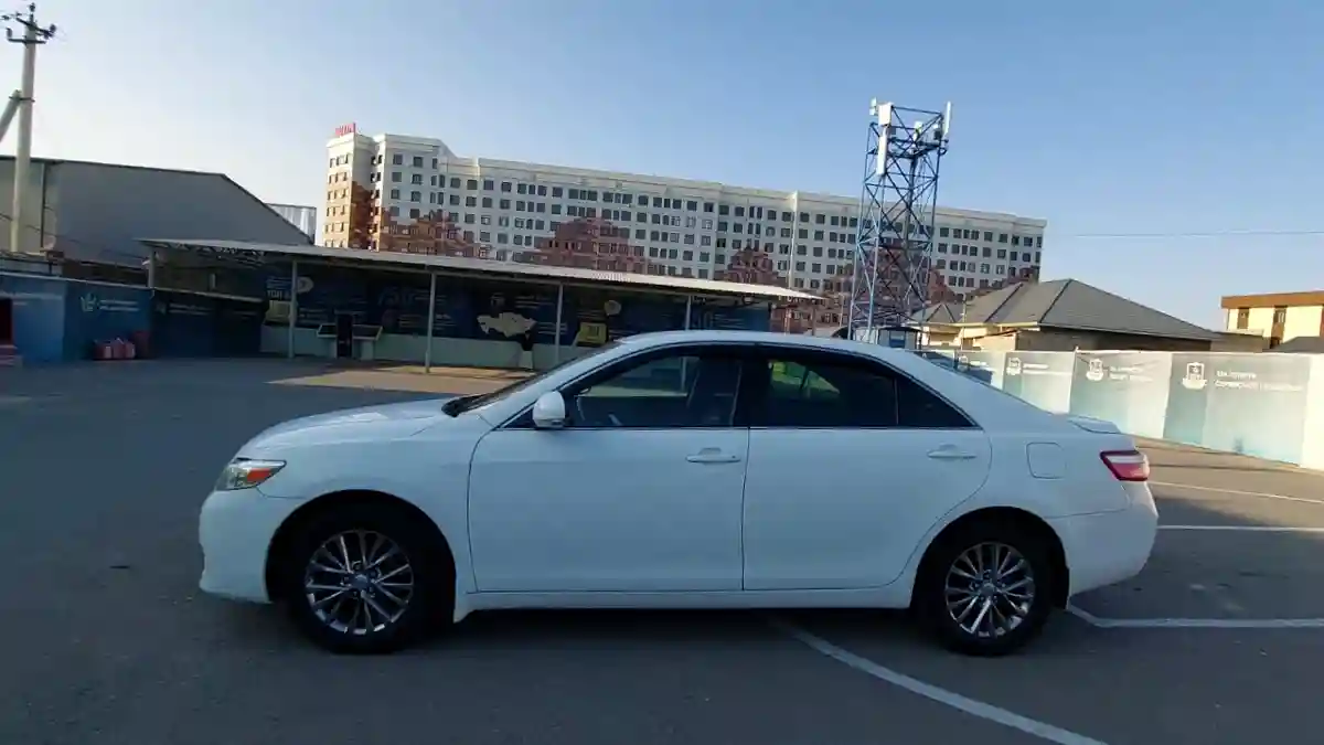 Toyota Camry 2011 года за 7 500 000 тг. в Шымкент