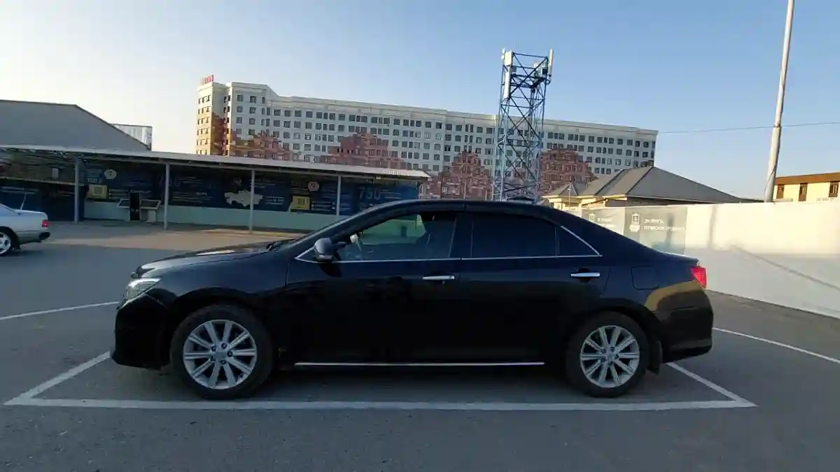 Toyota Camry 2012 года за 8 000 000 тг. в Шымкент