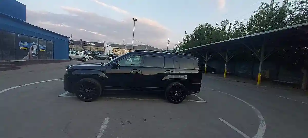 Hyundai Santa Fe 2024 года за 19 000 000 тг. в Алматы