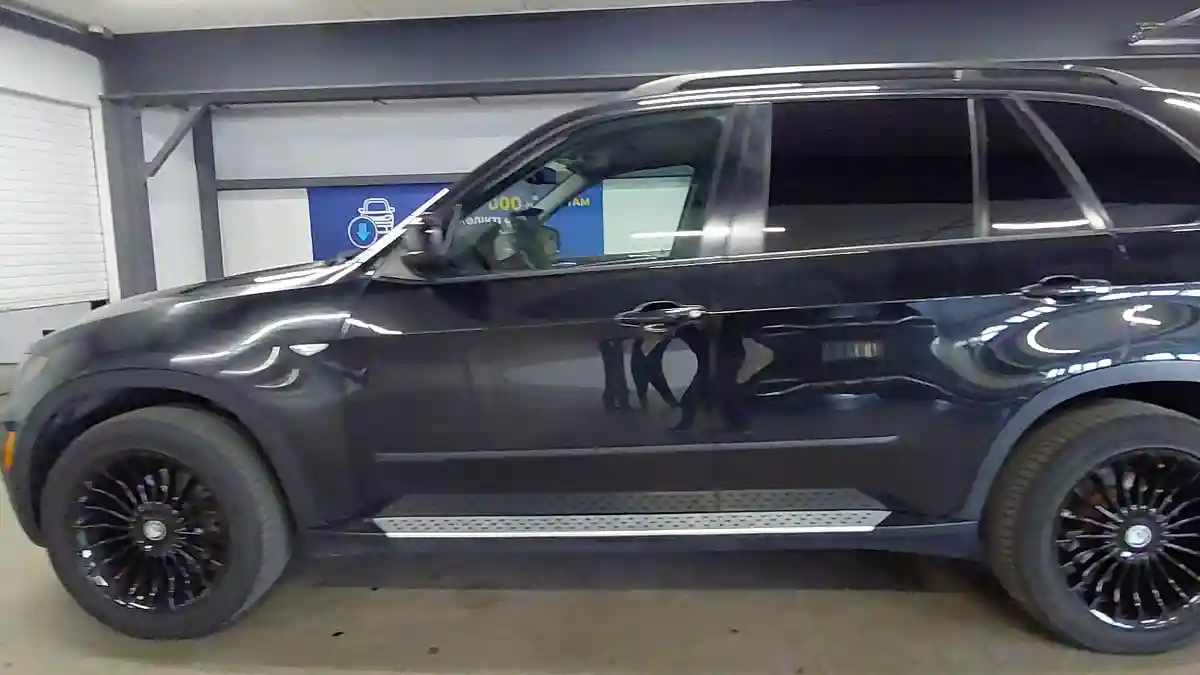 BMW X5 2008 года за 8 000 000 тг. в Астана