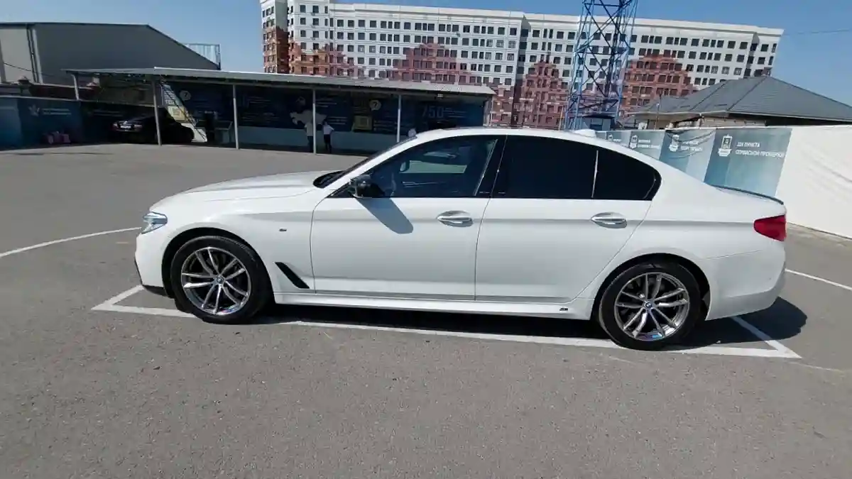 BMW 5 серии 2017 года за 13 500 000 тг. в Шымкент