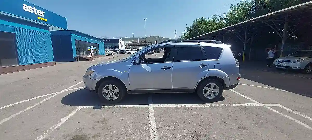 Mitsubishi Outlander 2007 года за 4 500 000 тг. в Алматы