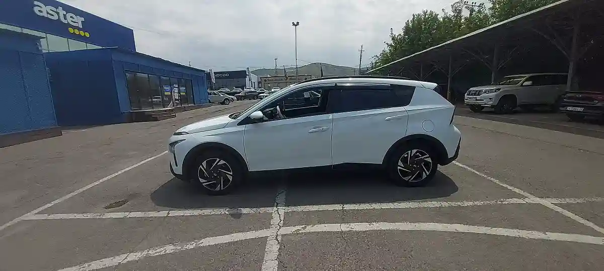 Hyundai Bayon 2023 года за 7 500 000 тг. в Алматы