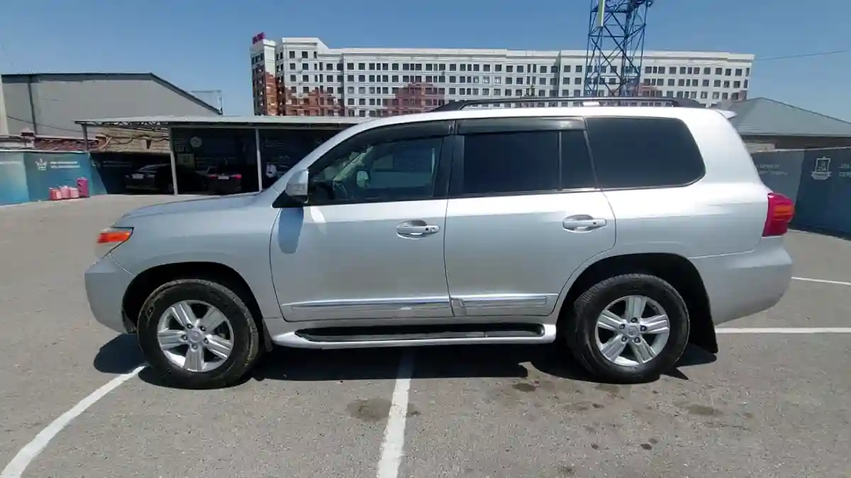 Toyota Land Cruiser 2013 года за 20 000 000 тг. в Шымкент
