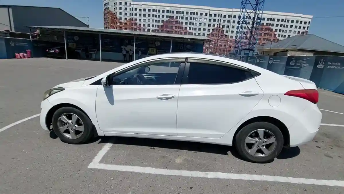 Hyundai Elantra 2014 года за 5 500 000 тг. в Шымкент