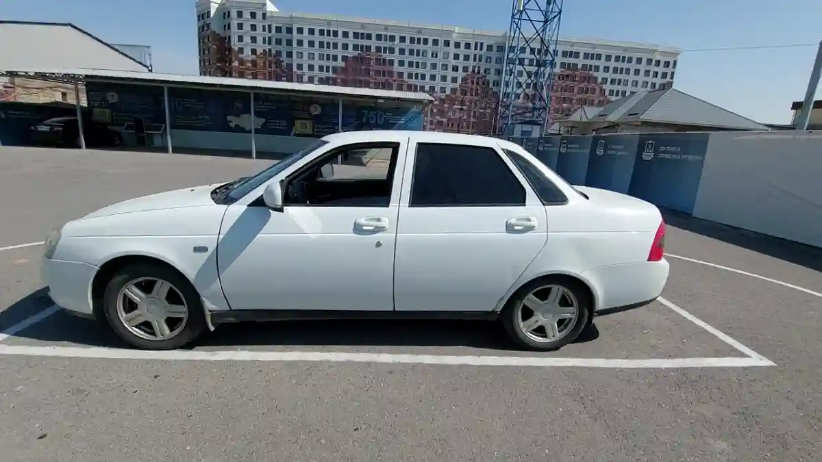 LADA (ВАЗ) Priora 2013 года за 1 200 000 тг. в Шымкент