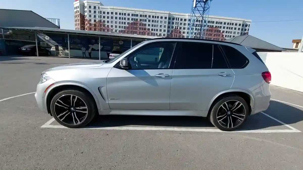 BMW X5 2016 года за 18 000 000 тг. в Шымкент