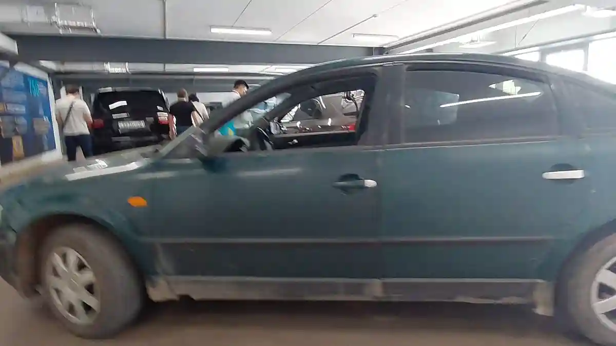 Volkswagen Passat 1997 года за 1 500 000 тг. в Астана