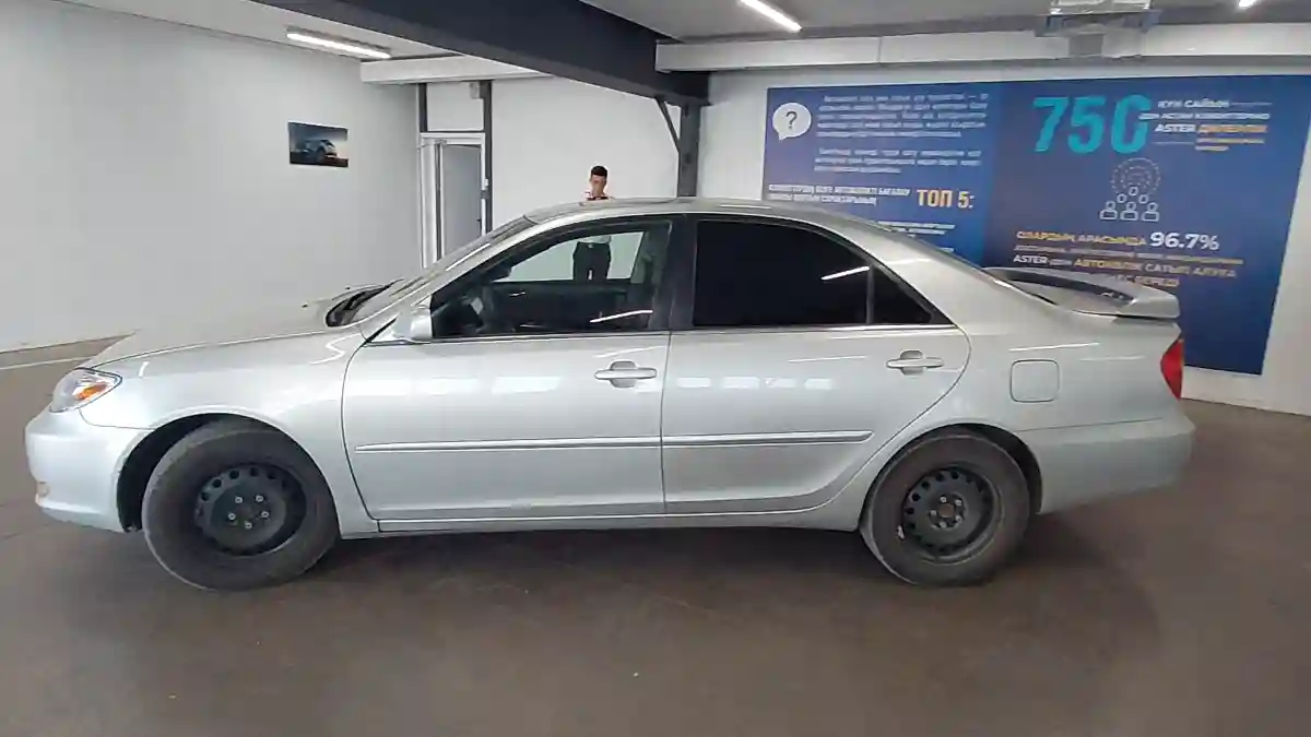 Toyota Camry 2004 года за 4 000 000 тг. в Астана