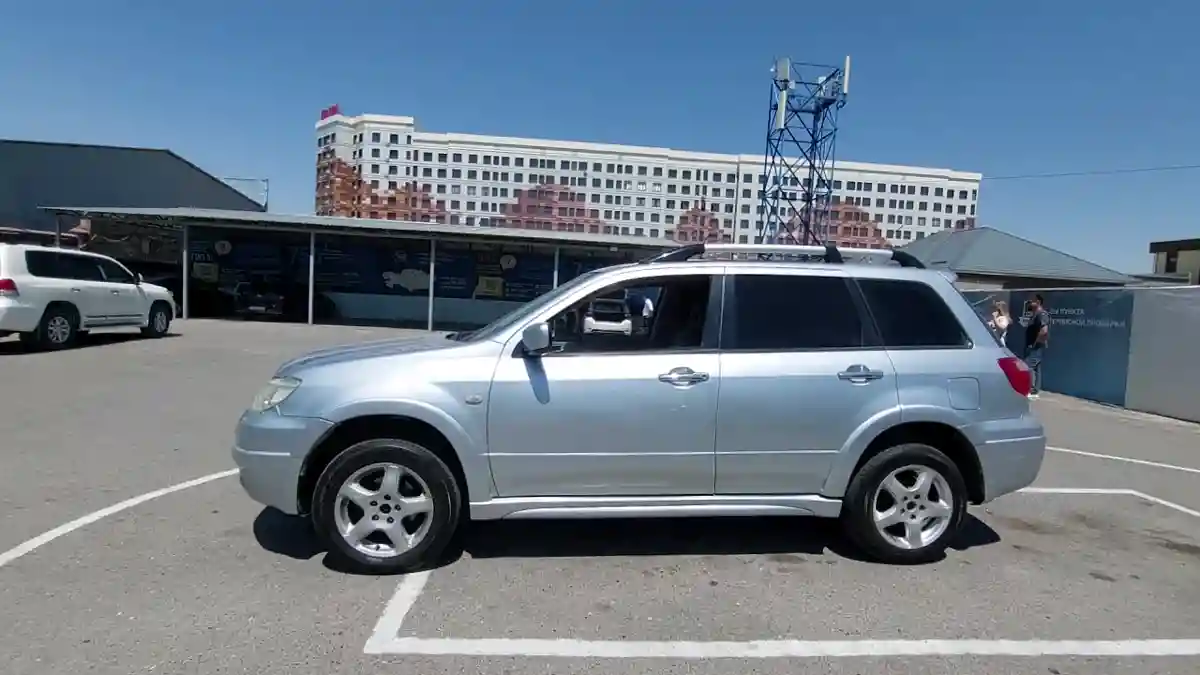 Mitsubishi Outlander 2005 года за 4 000 000 тг. в Шымкент
