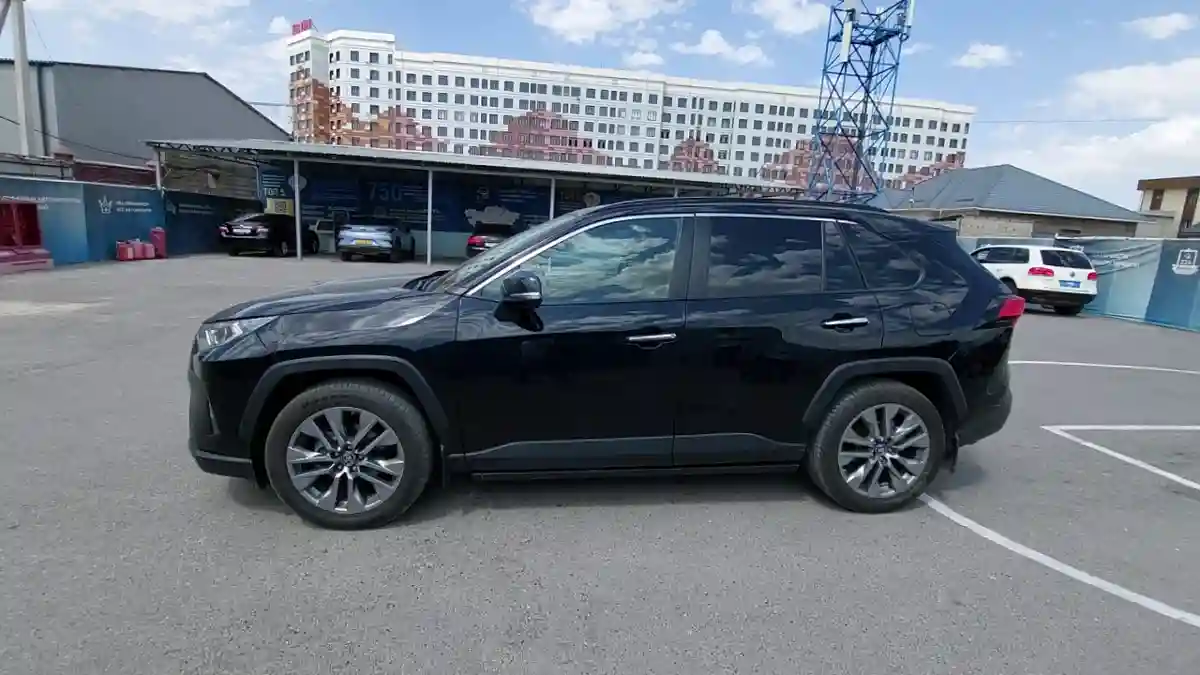 Toyota RAV4 2020 года за 15 000 000 тг. в Шымкент