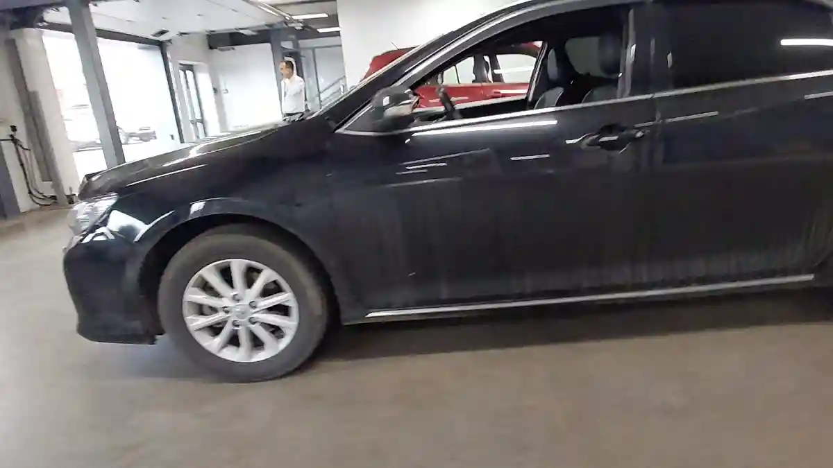 Toyota Camry 2013 года за 7 500 000 тг. в Астана