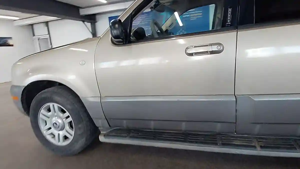 Mercury Mountaineer 2004 года за 3 000 000 тг. в Астана