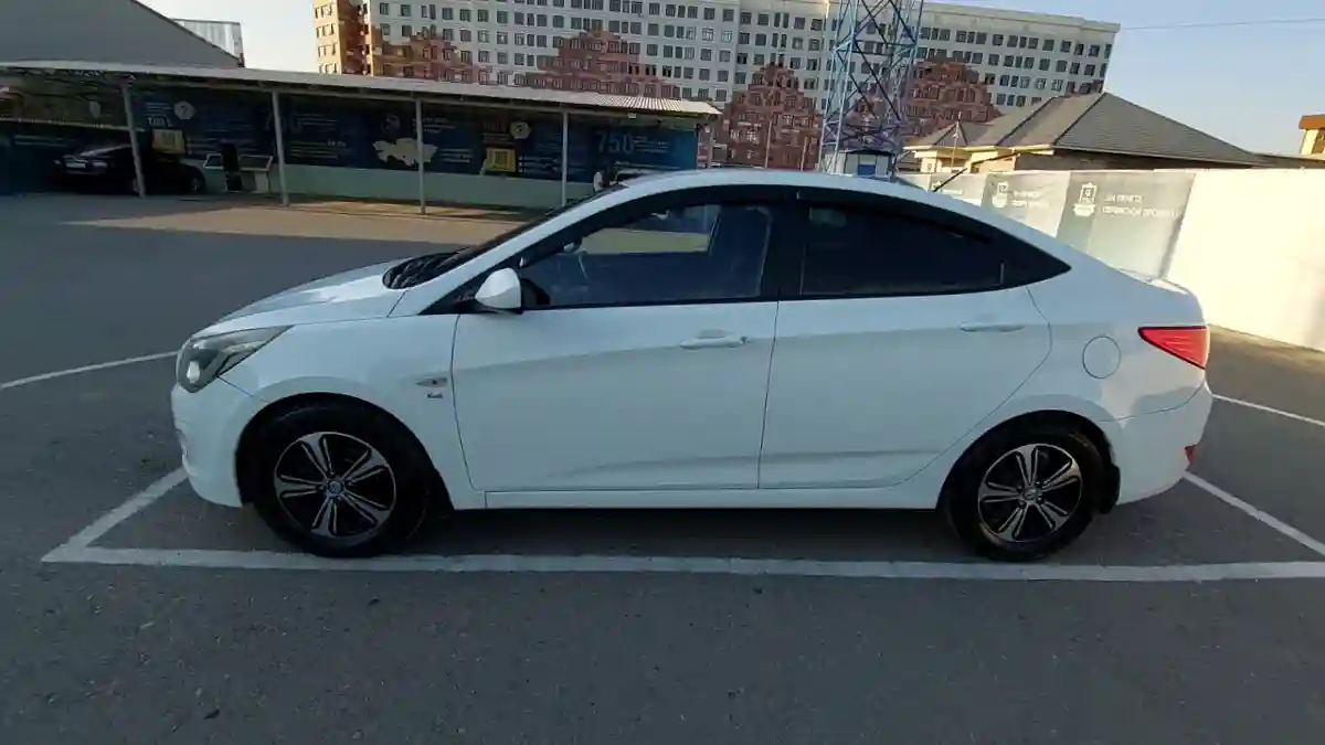 Hyundai Solaris 2014 года за 4 500 000 тг. в Шымкент