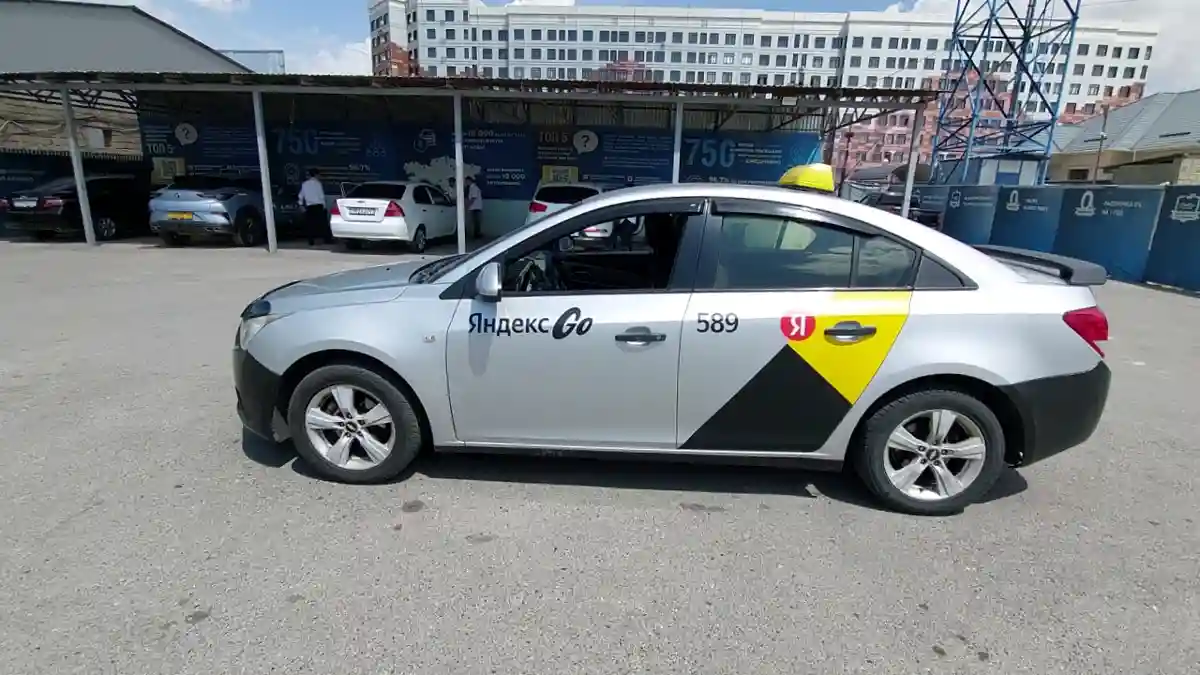 Chevrolet Cruze 2011 года за 3 000 000 тг. в Шымкент