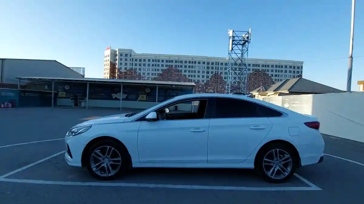 Hyundai Sonata 2019 года за 7 500 000 тг. в Шымкент