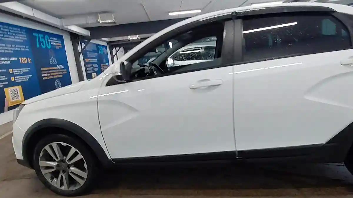 LADA (ВАЗ) Vesta Cross 2021 года за 5 000 000 тг. в Астана