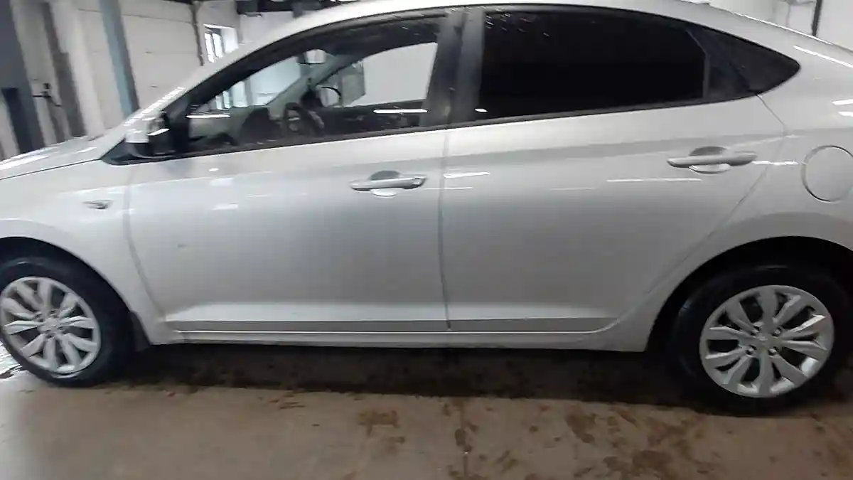 Hyundai Accent 2019 года за 6 500 000 тг. в Астана