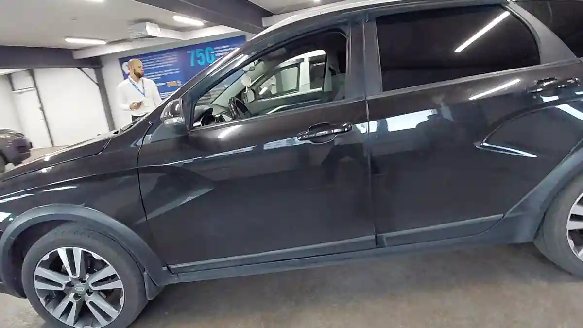 LADA (ВАЗ) Vesta Cross 2019 года за 5 300 000 тг. в Астана