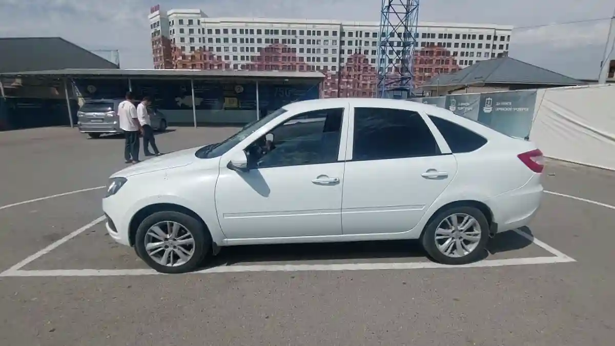 LADA (ВАЗ) Granta 2023 года за 5 200 000 тг. в Шымкент