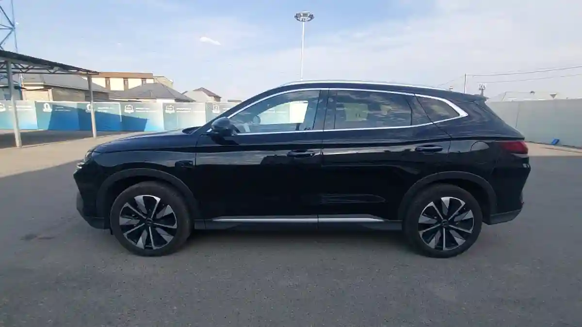 BYD Song Plus DM-i 2025 года за 17 000 000 тг. в Шымкент