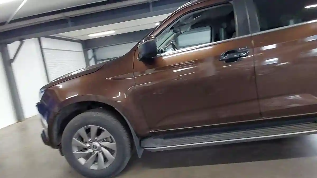 Isuzu MU-X 2021 года за 19 500 000 тг. в Астана