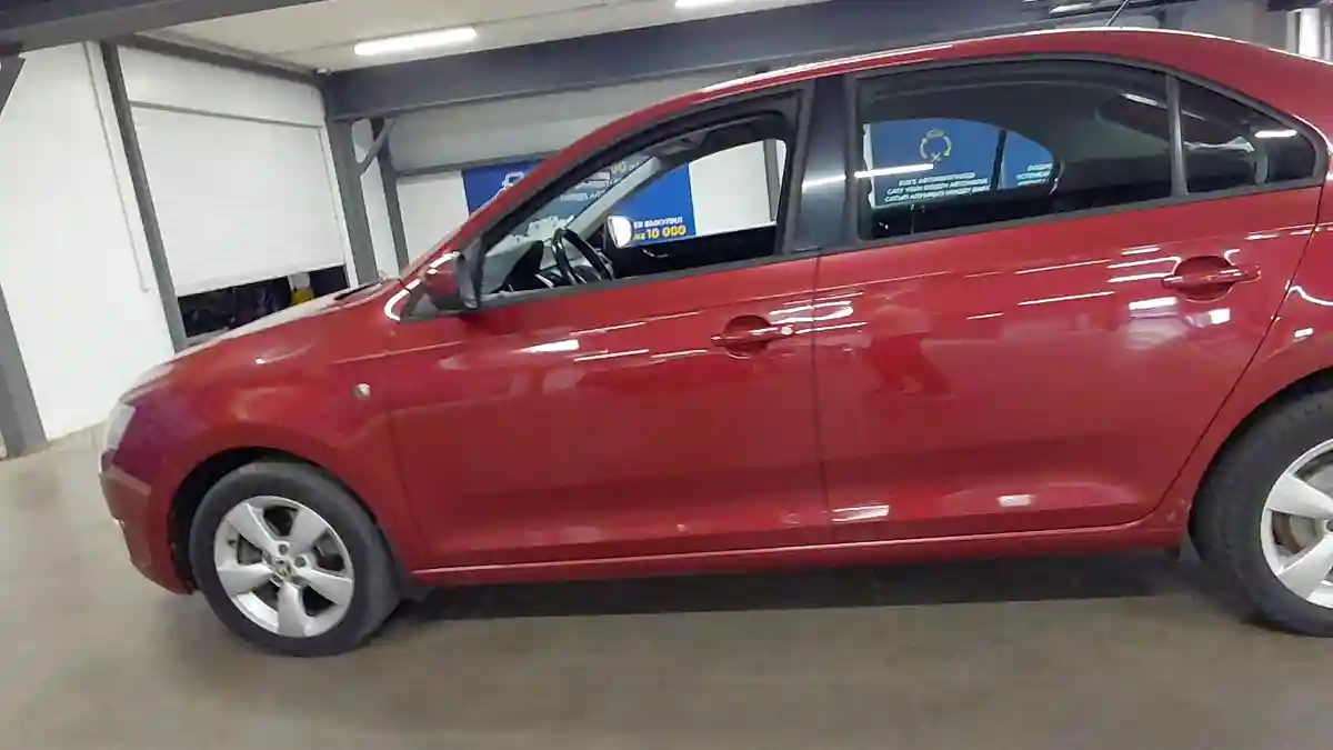 Skoda Rapid 2015 года за 4 900 000 тг. в Астана