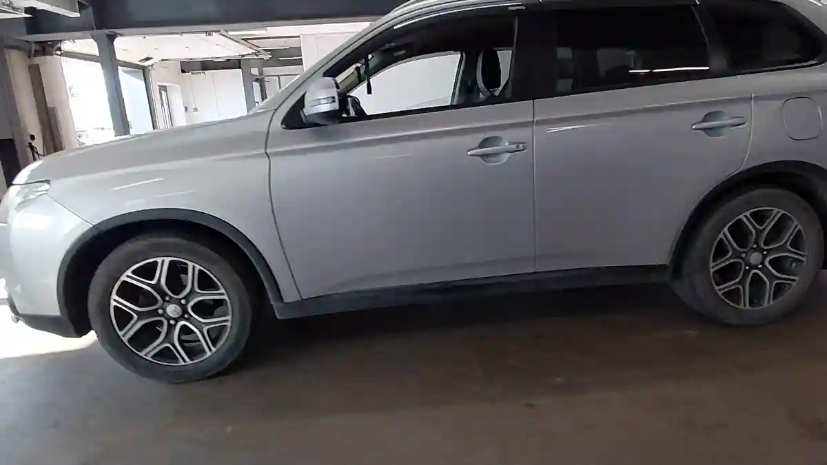 Mitsubishi Outlander 2014 года за 6 200 000 тг. в Астана