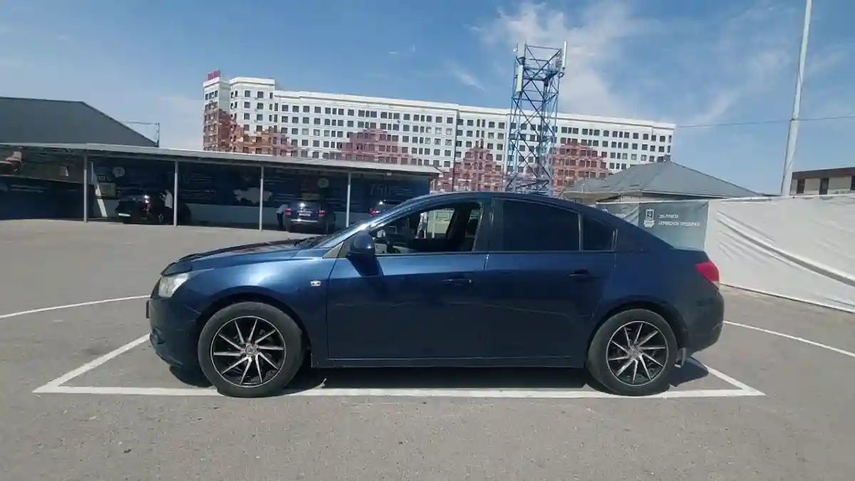 Chevrolet Cruze 2010 года за 2 500 000 тг. в Шымкент