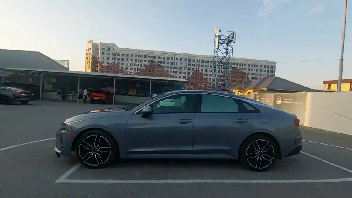 Kia K5 2021 года за 10 000 000 тг. в Шымкент