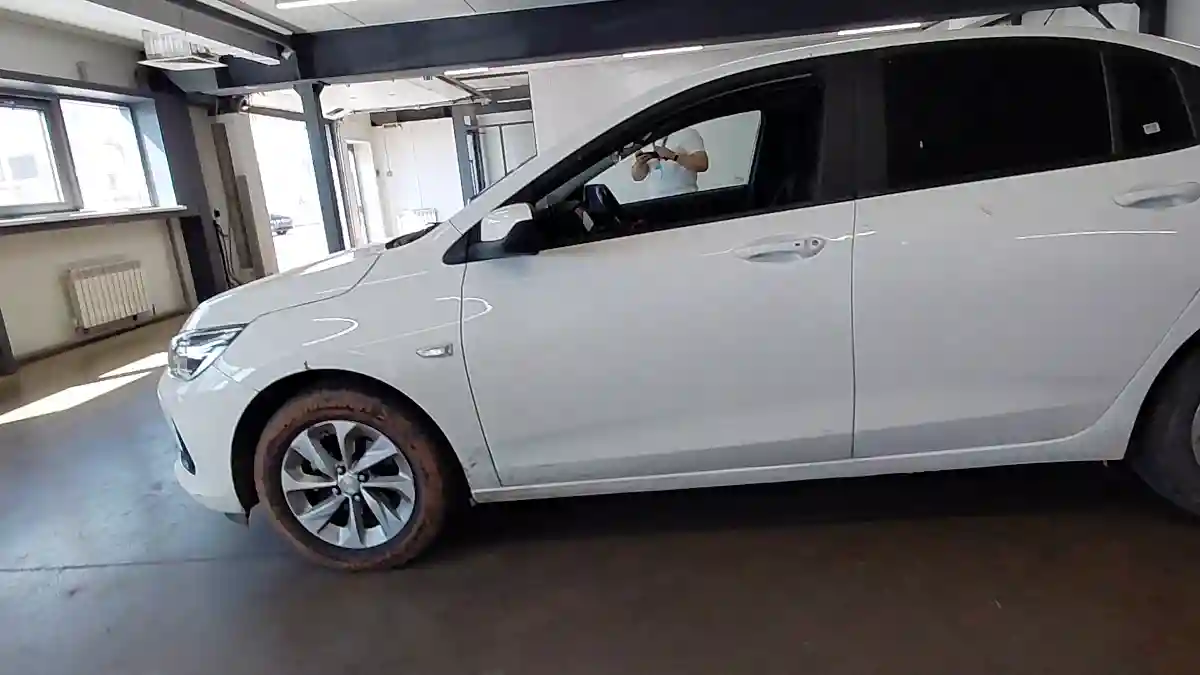 Chevrolet Onix 2024 года за 7 000 000 тг. в Астана
