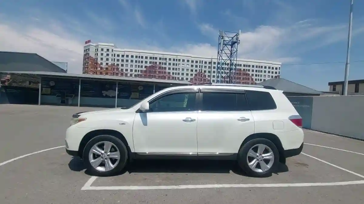 Toyota Highlander 2012 года за 13 000 000 тг. в Шымкент