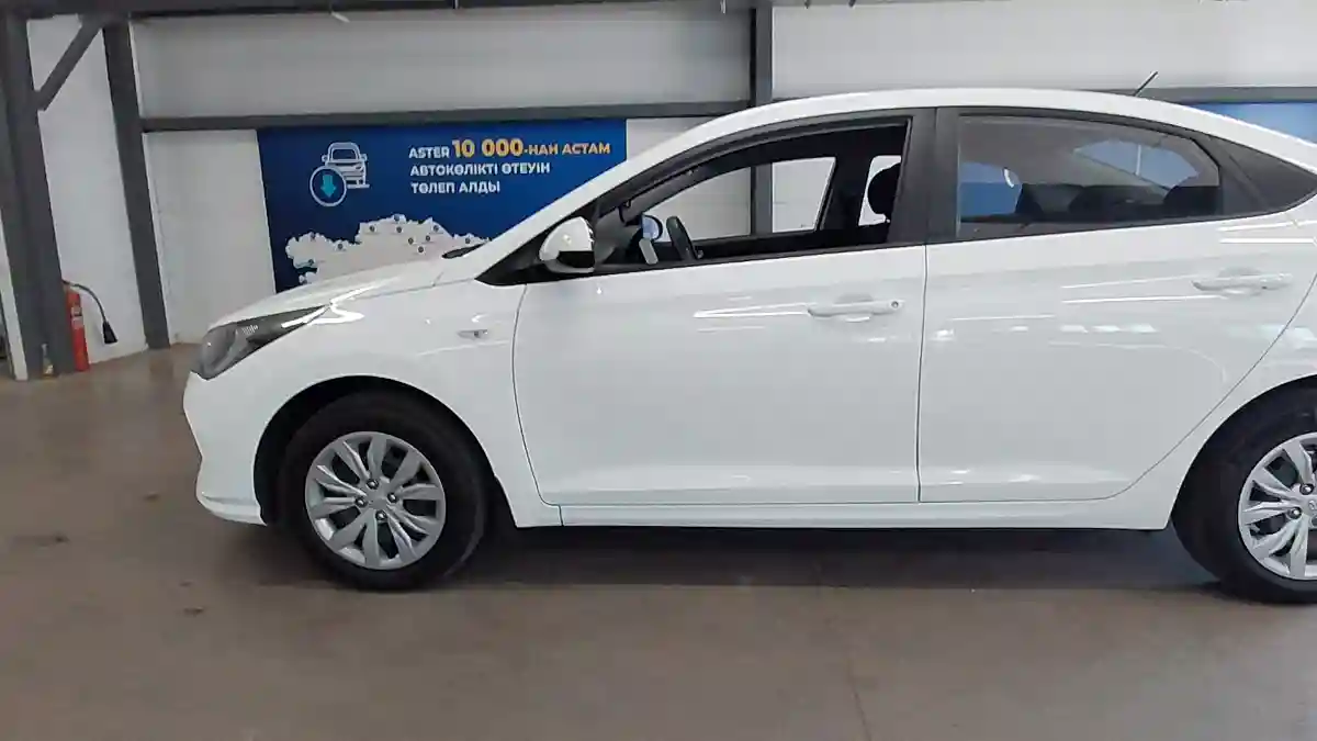 Hyundai Accent 2020 года за 6 500 000 тг. в Астана