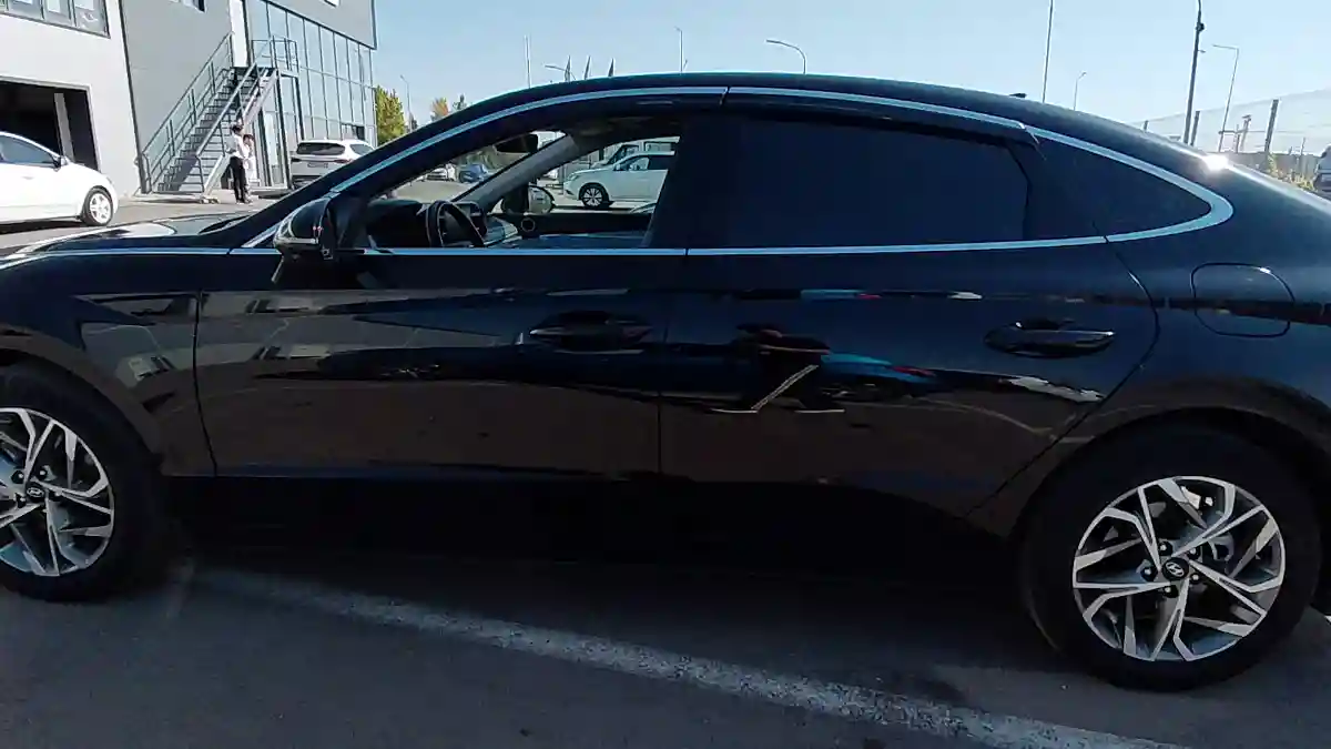 Hyundai Sonata 2023 года за 11 000 000 тг. в Астана