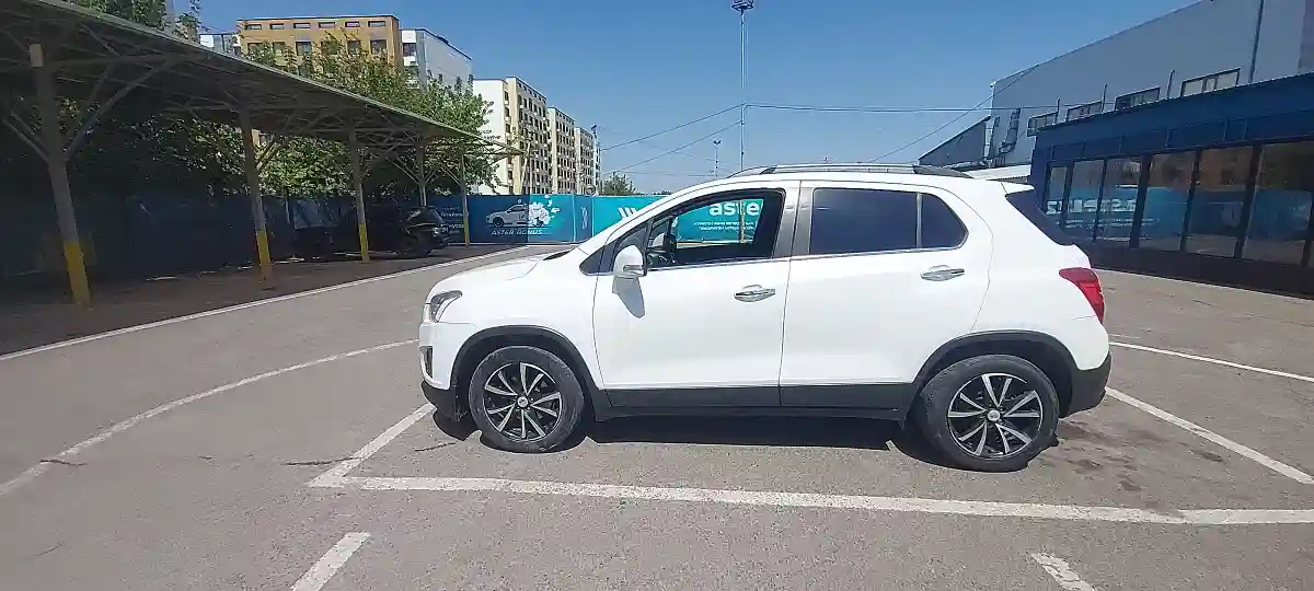 Chevrolet Tracker 2013 года за 5 000 000 тг. в Алматы