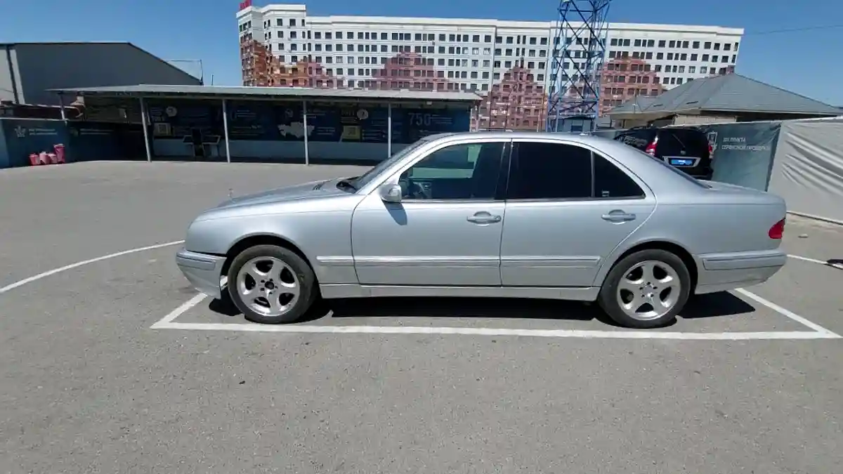 Mercedes-Benz E-Класс 2000 года за 3 500 000 тг. в Шымкент