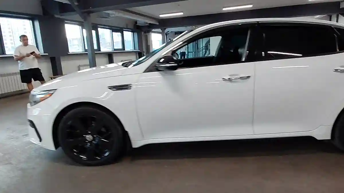 Kia Optima 2018 года за 8 300 000 тг. в Астана