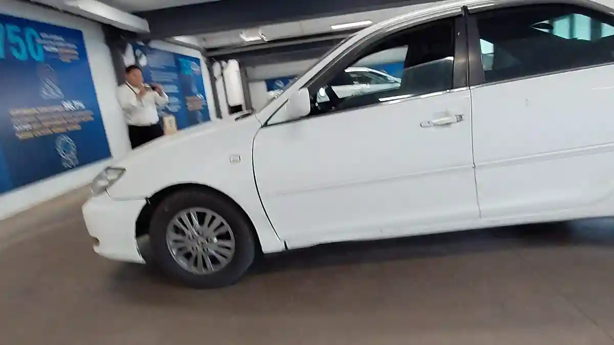Toyota Camry 2005 года за 3 500 000 тг. в Астана