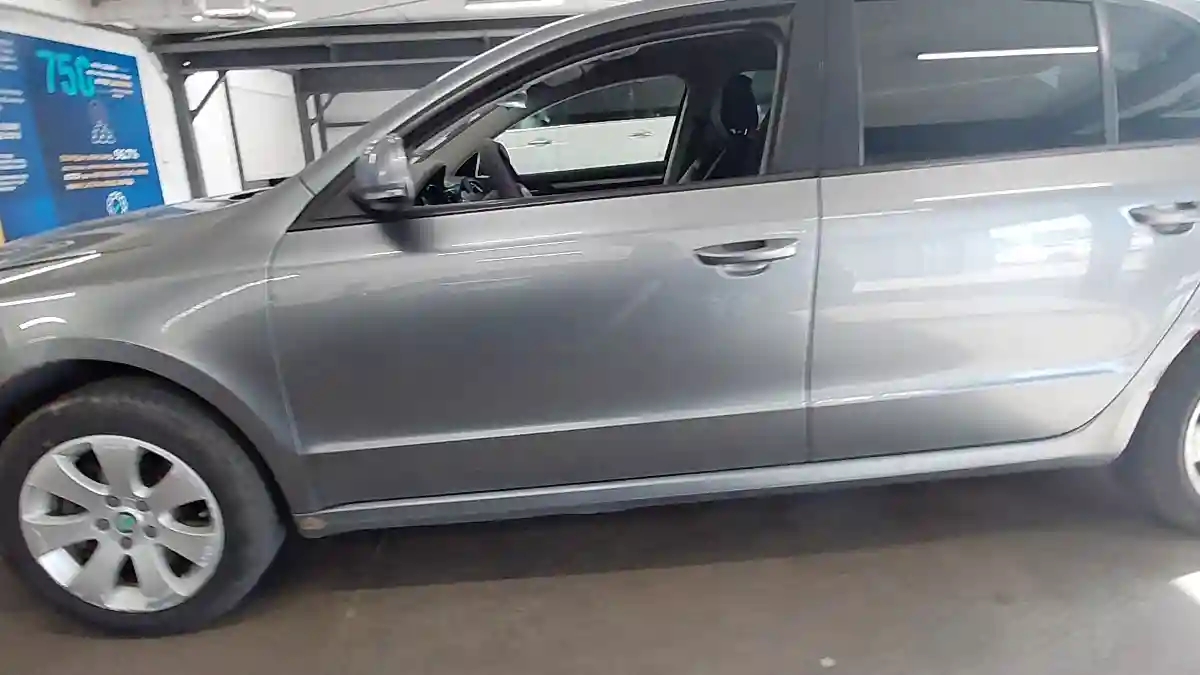 Skoda Superb 2013 года за 4 500 000 тг. в Астана