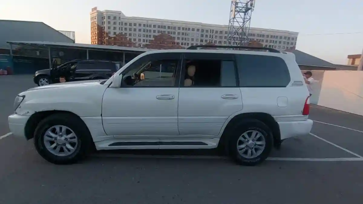 Lexus LX 2000 года за 6 500 000 тг. в Шымкент