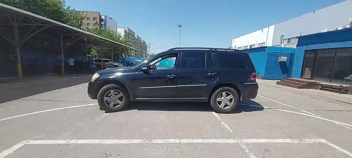 Mercedes-Benz GL-Класс 2006 года за 5 000 000 тг. в Алматы
