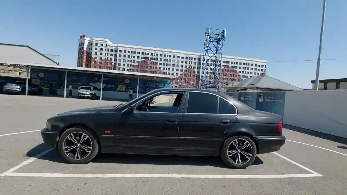 BMW 5 серии 1996 года за 2 200 000 тг. в Шымкент